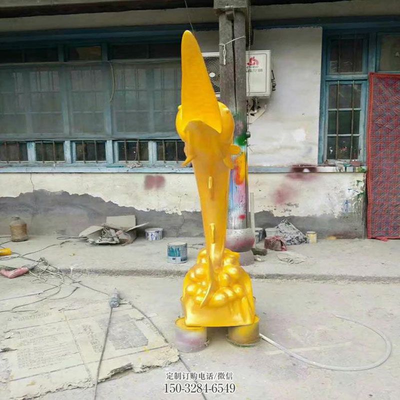 鱼雕塑底座 广场彩绘鱼雕塑供求 景观艺术玻璃钢鱼雕塑承接