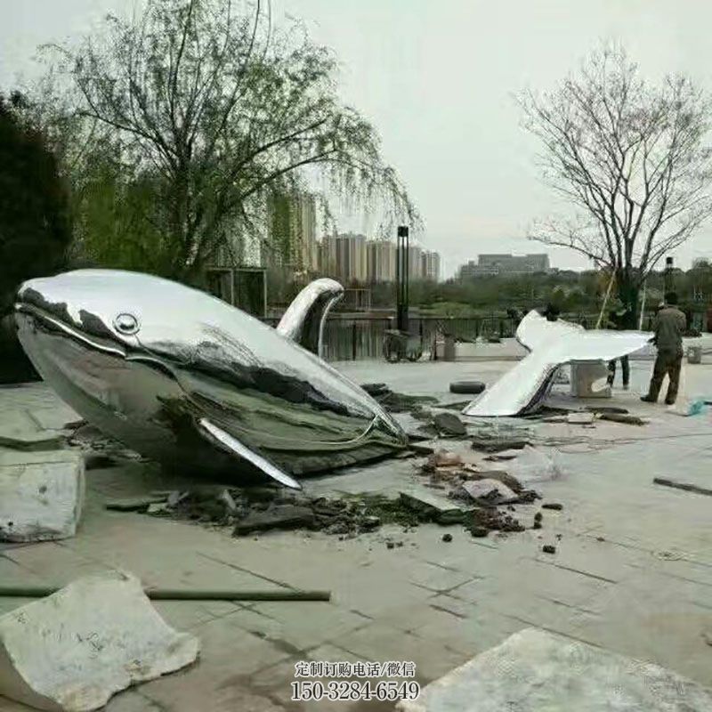 大型鲸鱼雕塑 户外鱼类雕塑摆放制作 广场不锈钢鲸鱼雕塑供求