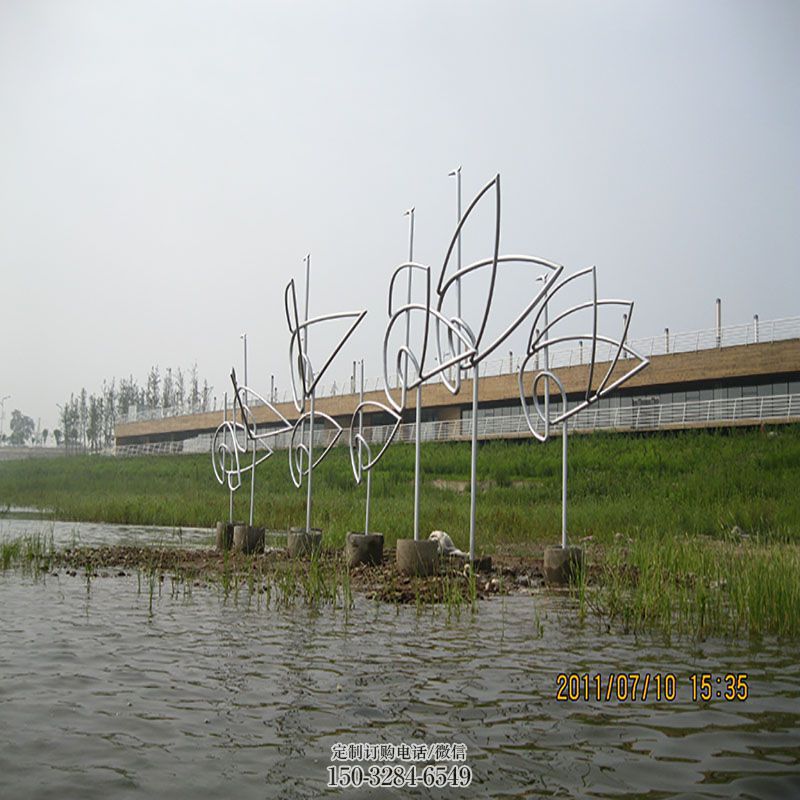 街道标识生产-静态街景-铜雕镂空鱼景观
