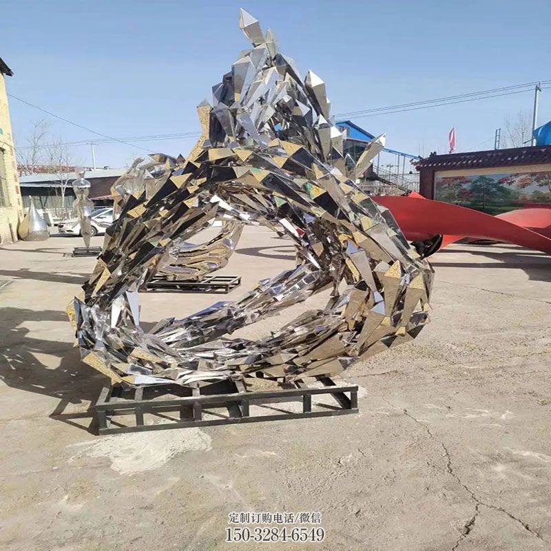 钢铸群鱼雕塑 园林景观小品鱼群雕塑生产 地产精神堡垒鱼雕塑批发