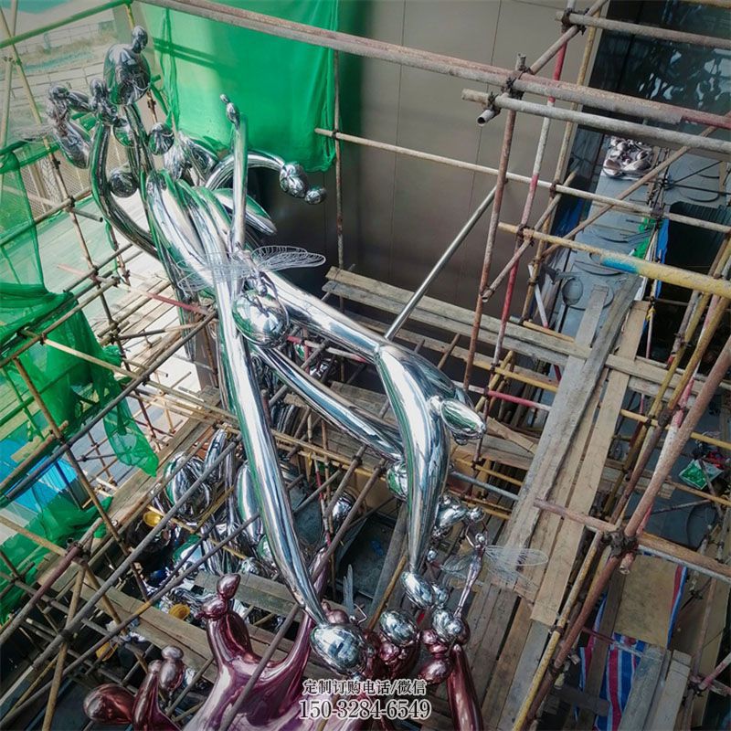 群鱼雕塑底座 广场鱼群雕塑供求 景观艺术鱼雕塑承接