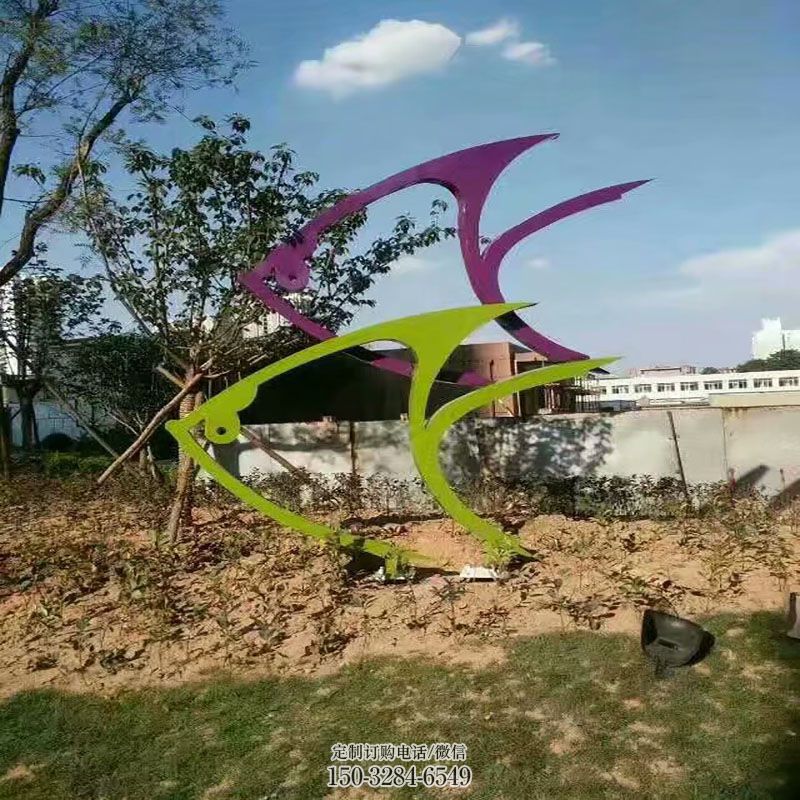 酒店三角鱼雕塑 广场景观生物雕塑供给 社区几何鱼雕塑常用